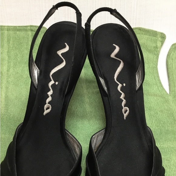 Nina Lovely Black Heels - Picture 5 of 9